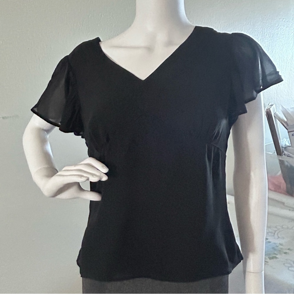VALERIE SEPARATES
Womens Shirt